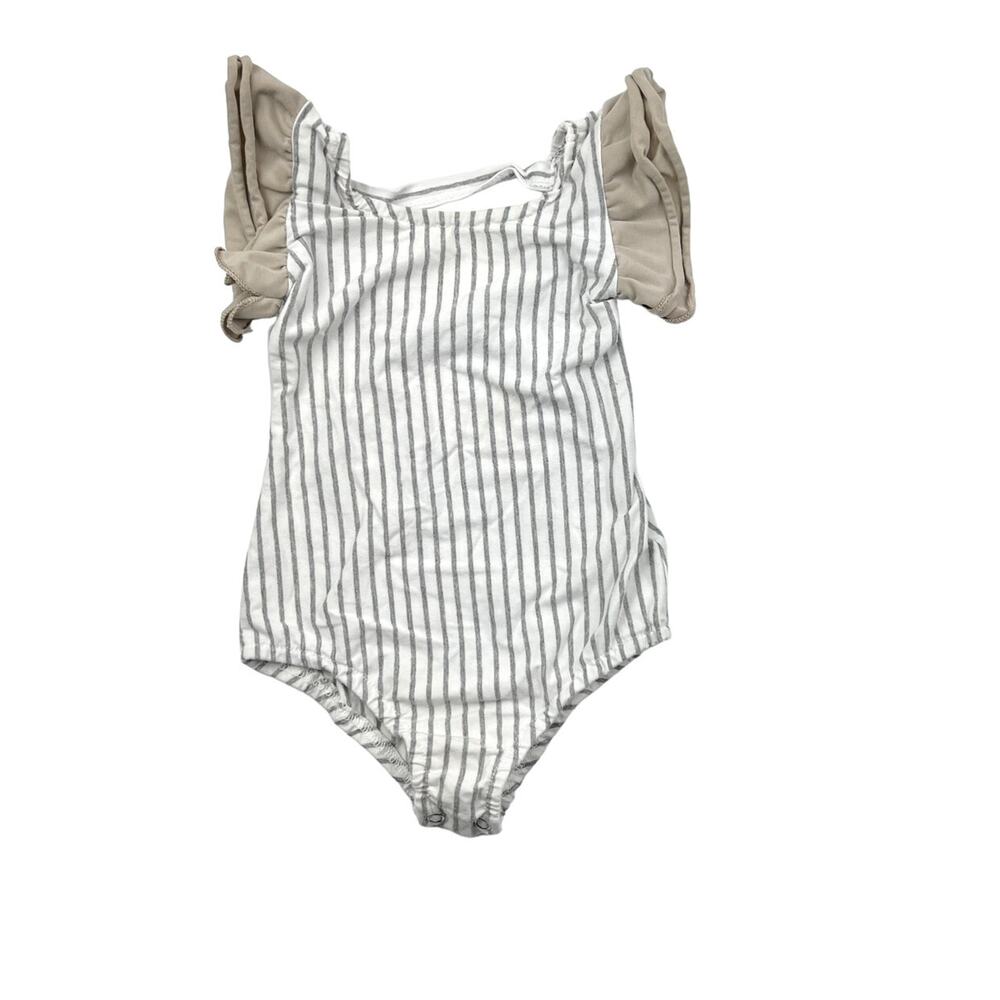 Orcas Lucille Flutter Leo